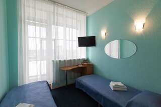 Гостиница Иж Отель Ижевск Двухместный номер эконом-класса с 2 отдельными кроватями-5